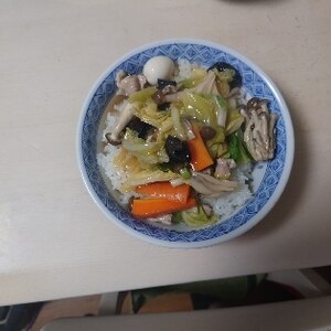 ぶりの漬け丼